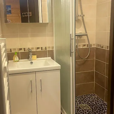4 Pers Avec Wifi Et Balcon A - Fr-1-263-543 Valloire